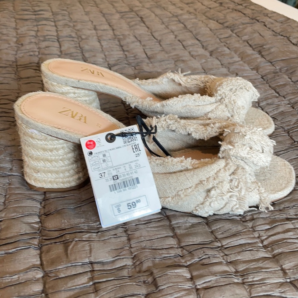 Zara NWT size 37 sandals